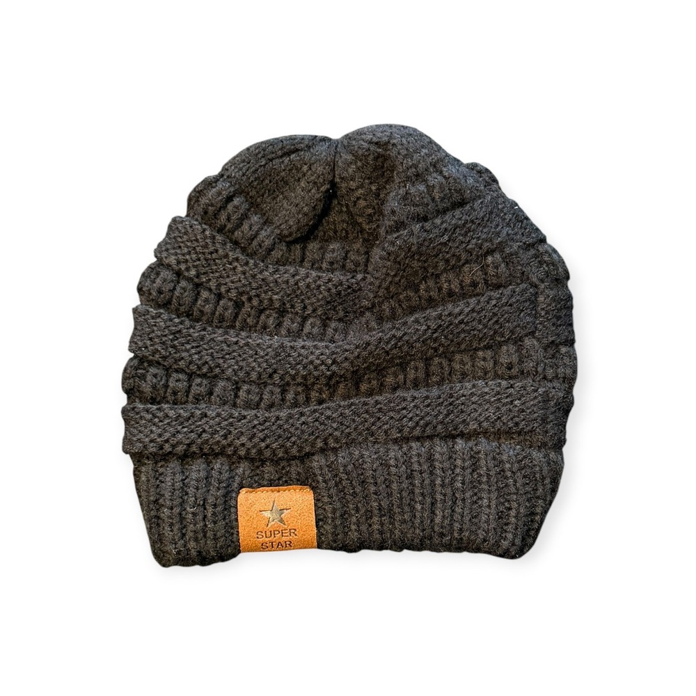 Super Star Charcoal Gray Cable Knit Beanie Hat Acrylic Winter Cap Star Patch